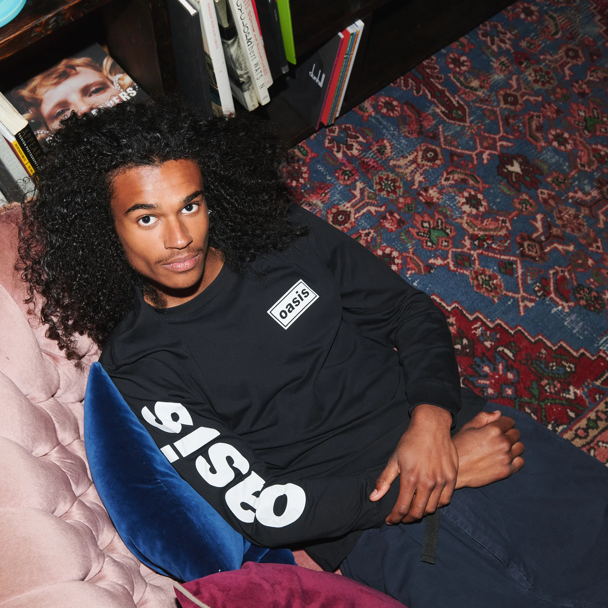 Live '25 Tour Logo Long Sleeve T-Shirt Black - Image 3